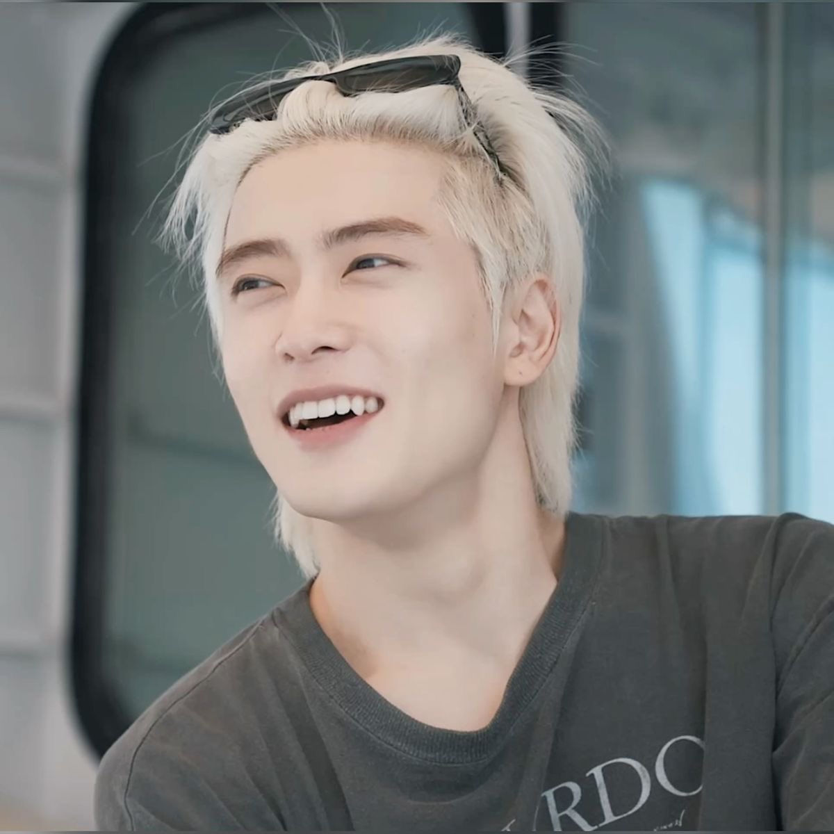 me.⁷⁷ tweet media