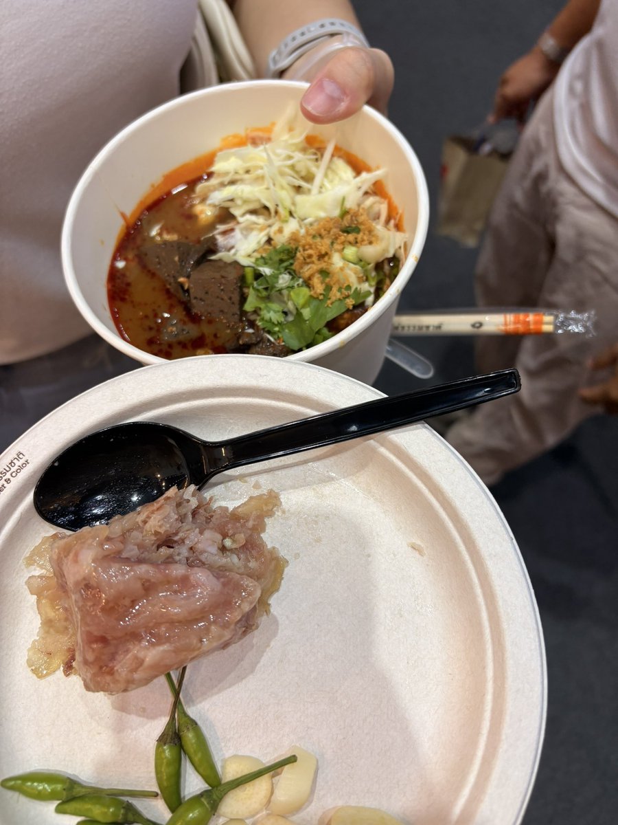 𝗙𝗿𝗲𝗮𝗸𝘆 𝗚𝗿 🎡 tweet media