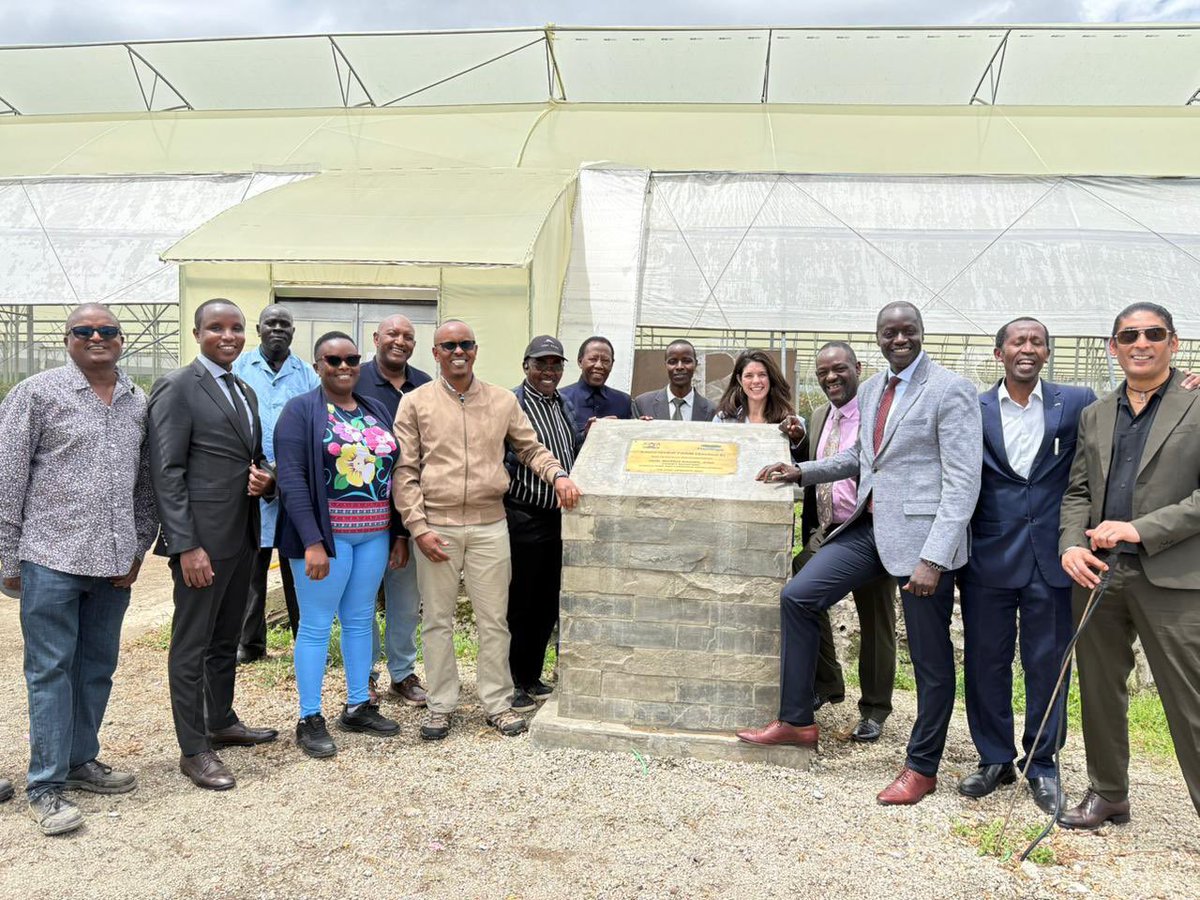 MMakoloo's tweet photo. Bold. Together. Building for Future Generations. 🇰🇪🇬🇧

Ahead of the 19th Ambassadors’ Conference, I visited Flamingo Horticulture in Naivasha at the invitation of Ms. @OliviaStreatfeild, Group CEO of @FlamingoGroup International.

What I witnessed was a compelling demonstration of how well-aligned #partnerships between government, private capital, and local communities translate into real economic opportunity. At Flamingo, #strategicinvestment converges with #innovation, #youthtalent, and #environmentalstewardship to deliver competitive world-class horticultural products for global markets.

Behind their every bouquet lies a broader dynamic ecosystem: Kenyan scientists, farmers, talented young innovators, and small-scale enterprises, all working in concert with a forward-looking investor under a supportive policy environment.

Flamingo’s ongoing USD 14 million expansion in Naivasha signals strong confidence in Kenya’s agricultural sector. The additional investment will further strengthen the horticulture value chain, create thousands of jobs, and expand Kenya’s export capacity. In a sector central to foreign exchange earnings and livelihoods, this is the kind of ambitious impact-at-scale envisioned by the Kenya–UK #StrategicPartnership.

Equally significant is Flamingo's deliberate prioritization of packed-at-source, Fairtrade-accredited, bouquet production, enabled by climate-smart technologies that respond directly to the evolving standards in key markets, particularly the United Kingdom. This welcome move harmoniously aligns with the targeted goals of the Bottom-Up Economic Transformation Agenda #BETA

These encouraging outcomes reaffirm a simple proposition: a predictable and enabling business environment; where capital, markets, innovation, and policy alignment converge, remains essential to sustaining growth and expanding employment opportunities.

I thank Olivia for the invitation and to reassure her and her impressive team in Naivasha of our continued support. Equally grateful to Prof. Njenga who continues to connect Kenyan ideas with global markets. 

@UKinKenya 
@KenyaMissionUK 
@Trade_Kenya 
@InvestKenya_ 
@MakeItKenya 
@kenya_produce 
@britchamken