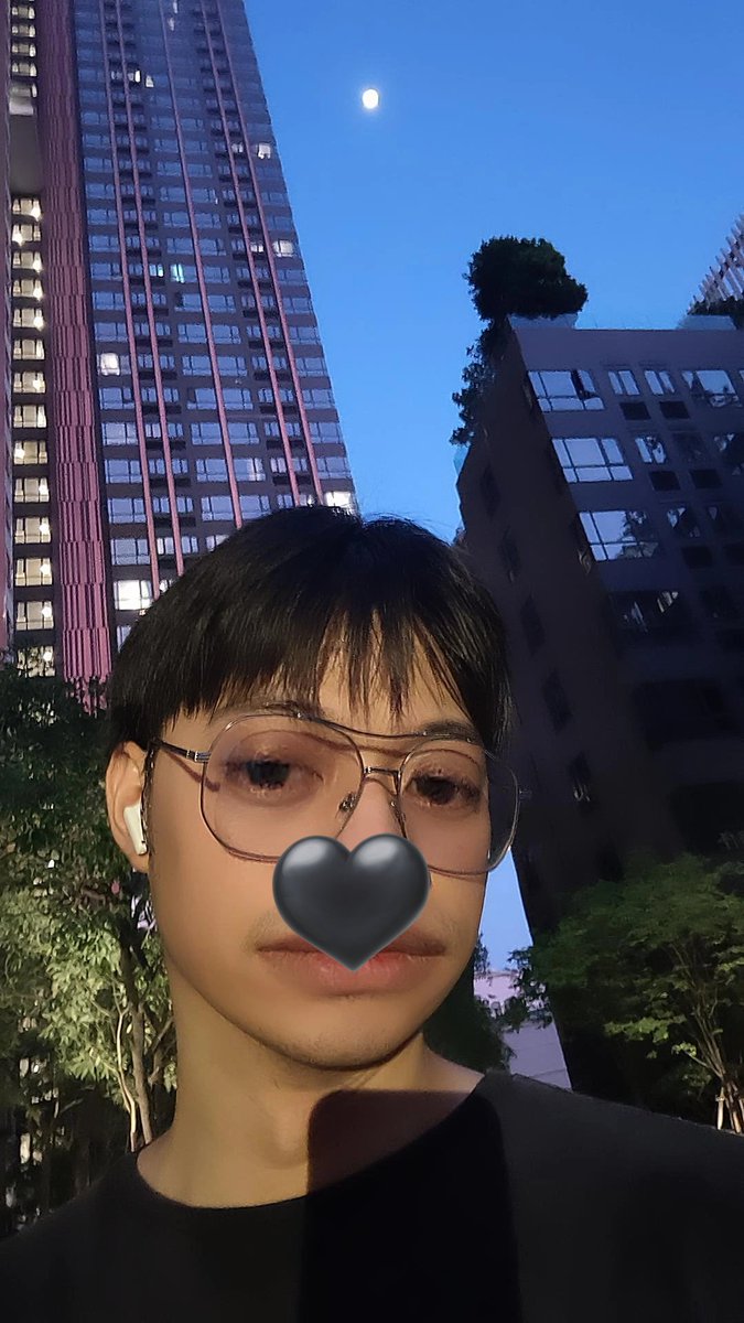 Mocha 🔇 tweet media