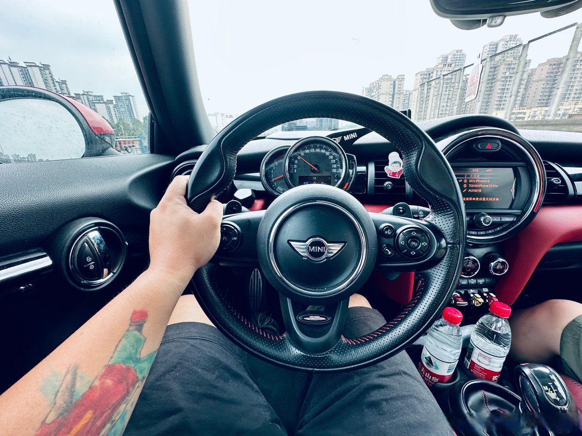 PedrooziiPorLey tweet media