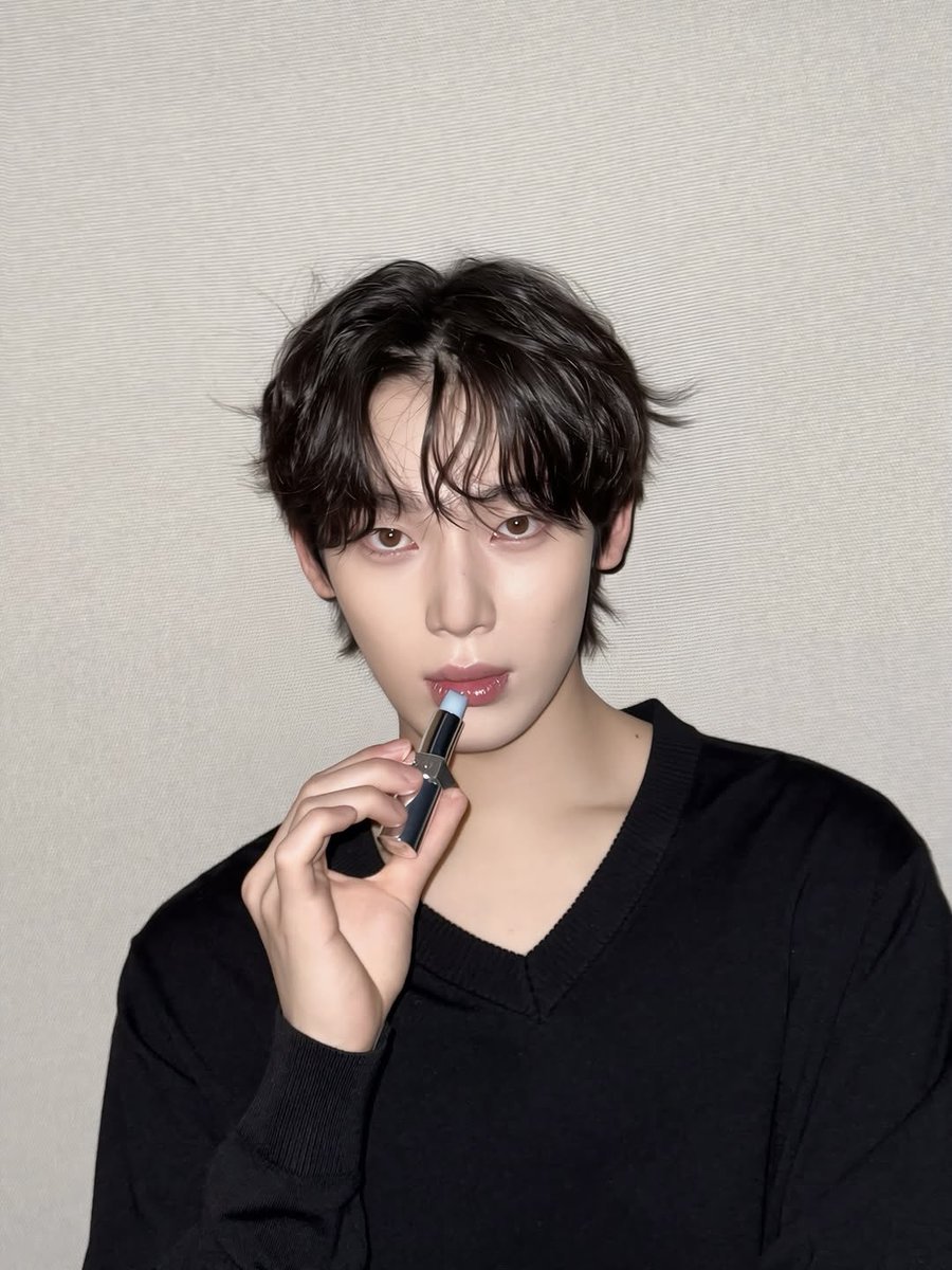 선우. ❃ tweet media