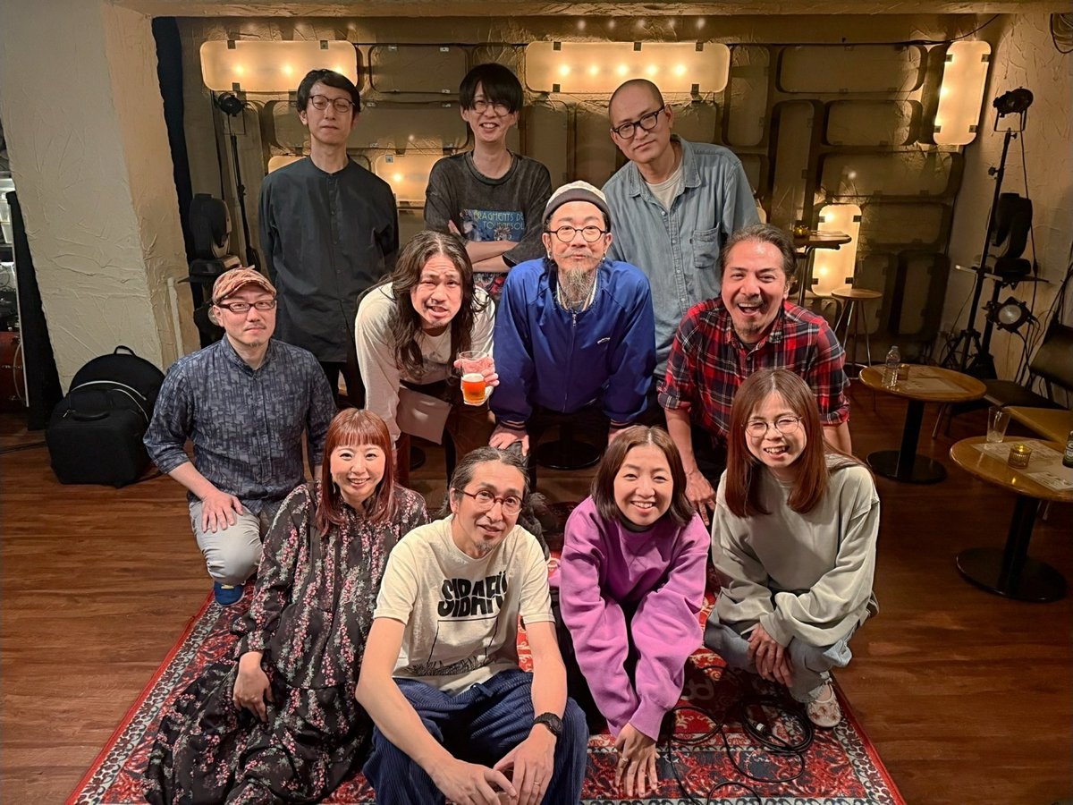 チーナ/チーナフィル tweet media