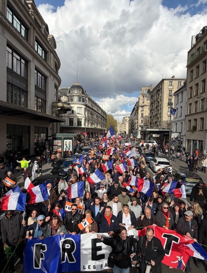 Renouf Christine tweet media