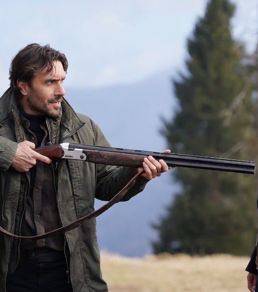 𝐨𝐥𝐫𝐢𝐜 ⋆ ᴍᴇʀᴠᴇ tweet media