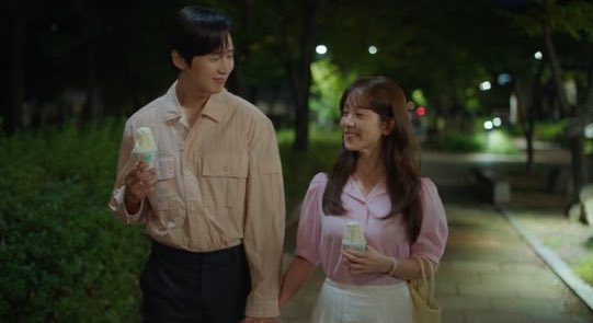 American_Noona's tweet photo. Maybe it’s because I’m sick … but this opening scene to #ThePracticalGuideToLoveEp9 … I really despise cotton candy and it “tasted” like that. 

Maybe they haven’t overcome my SL syndrome … they can just go off and make beautiful furniture together for their rainbow unicorn babies … 

I’m interested in what happens to Ji Su. 

Blame the flu meds for my attitude. 🤷🏼‍♀️

#ThePracticalGuideToLove