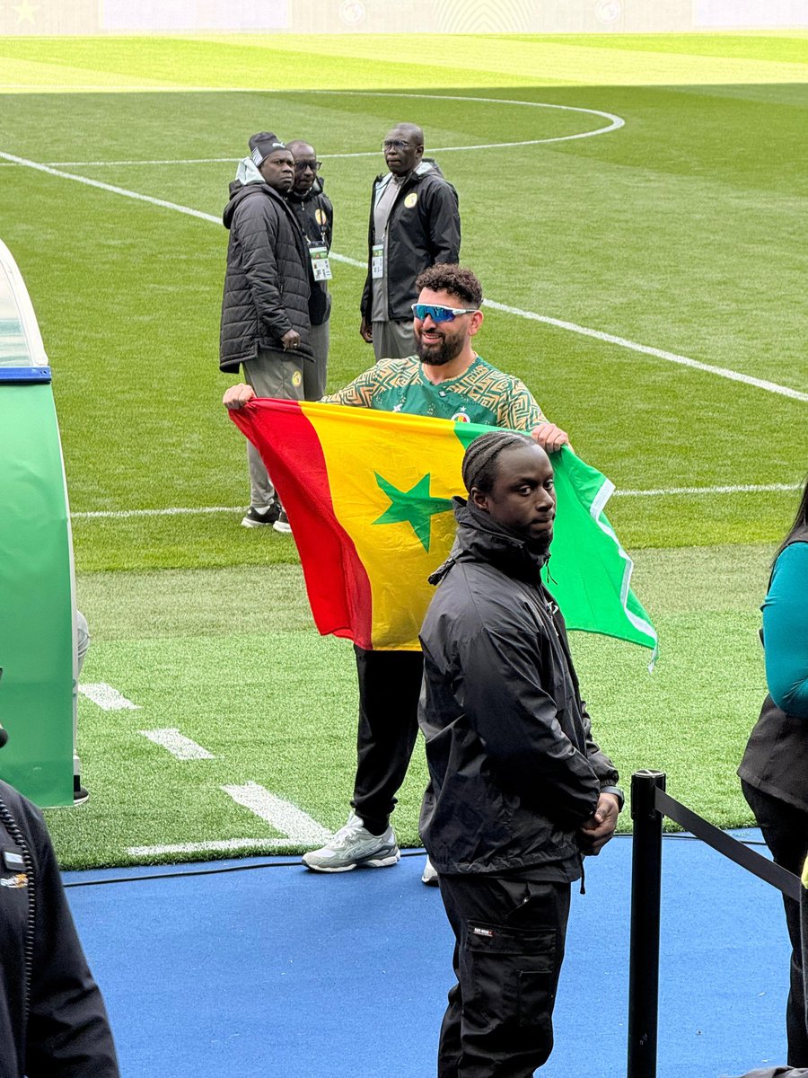 Moorish darknight ⭐️⭐️ tweet media