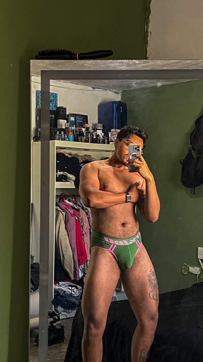 David280201's tweet photo. Dos son mejor que una 🥴 https://t.co/xWZXZ1jYkW