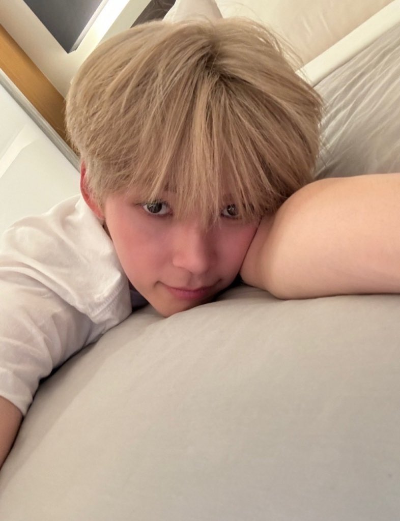 olisia ౨ৎ ⋆ ⸝⸝ tweet media