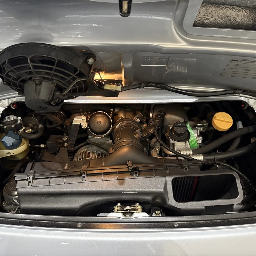 Bring a Trailer tweet media