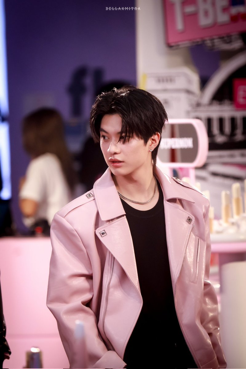 B̶E̶L̶L̶A̶X̶M̶I̶T̶R̶A̶ tweet media