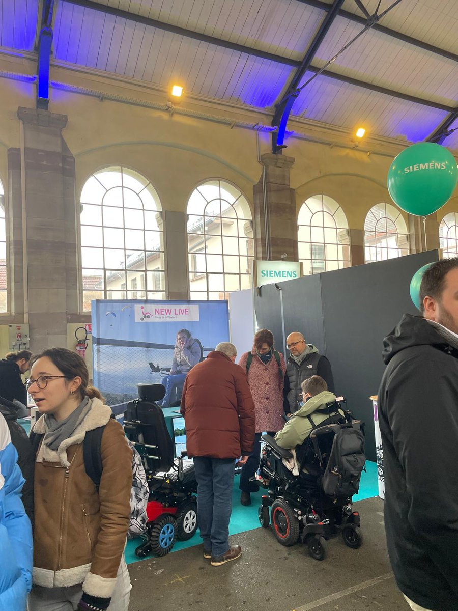 NewLiveMagix's tweet photo. 🌟 Retour sur le salon "Plongez au cœur de l’industrie" à Haguenau

Vendredi et aujourd'hui, New Live présente le Magix II lors du salon "Plongez au cœur de l’industrie". Une journée riche en échanges et en découvertes, marquée par l’enthousiasme des visiteurs 

 #IndustrieAlsace https://t.co/uJgBMypD80