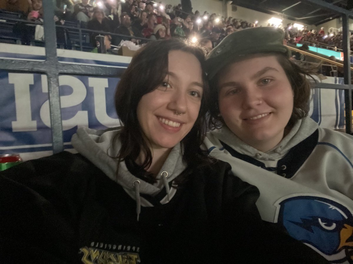 Maru 🤍 tweet media