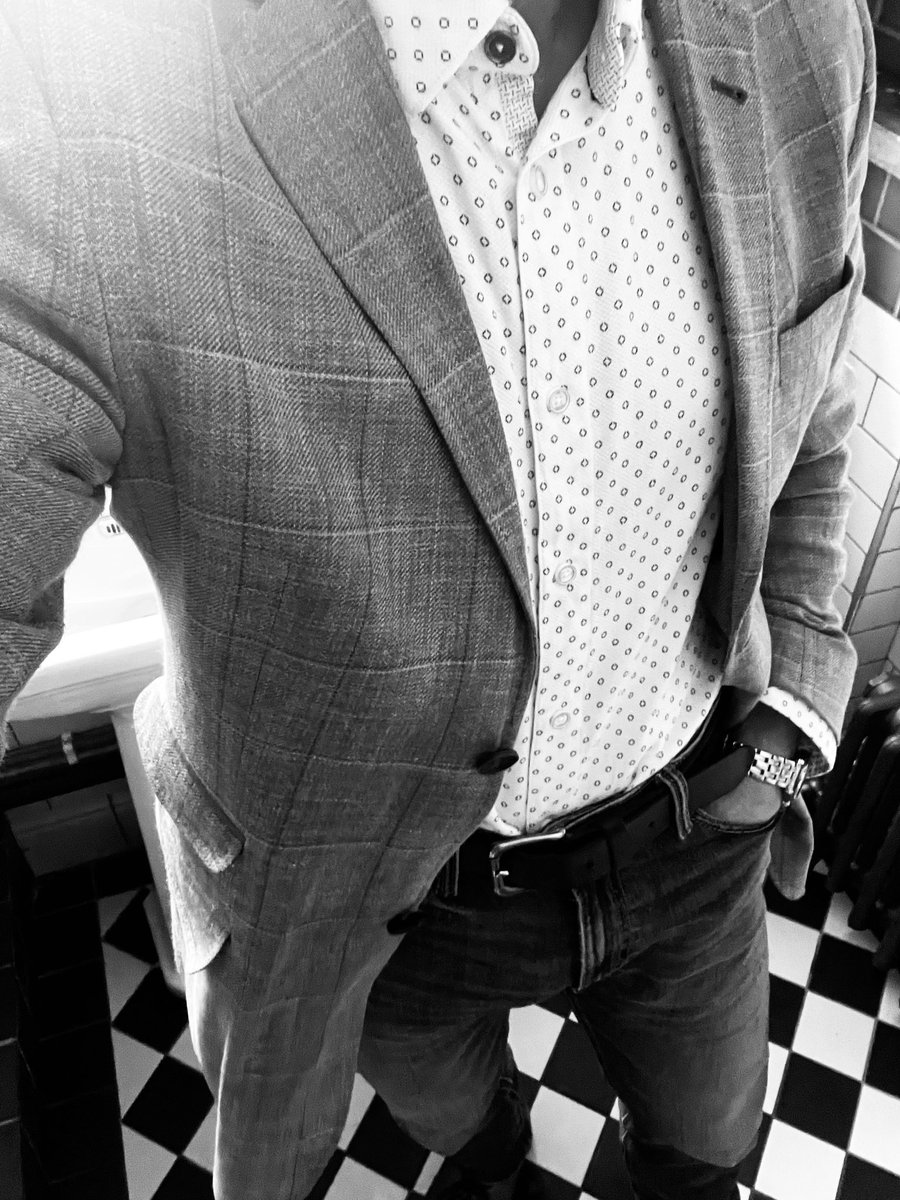 GenerallyAGent tweet media