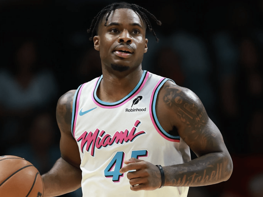 HeatLead's tweet photo. Davion Mitchell isn't a huge scorer for the Heat, but last night was NOT a good night for him at all 😬

24 MIN
2 PTS 
4 REB 
4 AST
1/6 FG (17%)
0/4 3-PT FG (0%) https://t.co/jEhkLyHhEi
