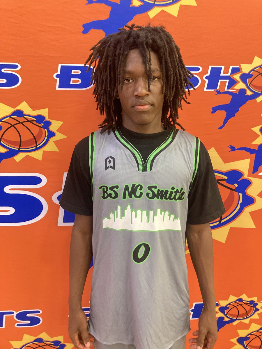 BigShotsGlobal's tweet photo. #BIGSHOTS #NCTIPOFF
13U 

Carolina Swarm 67
Jordan Creech 19
Zy Fagen 19

Big Shots NC Smith 63
Ashton Covington 14
Ta Alexander 17 https://t.co/P0Yb5wEf4O