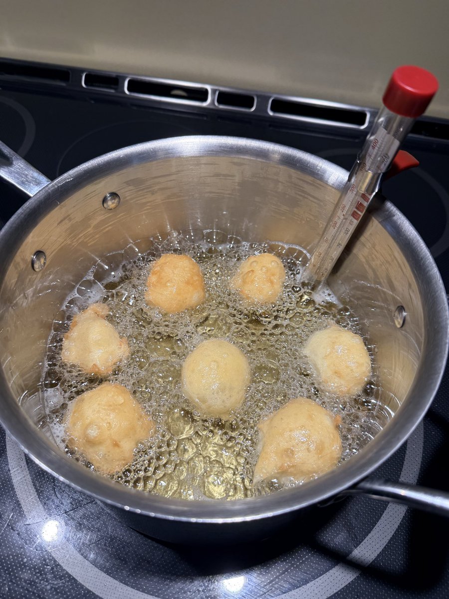 Sarah 🦕 tweet media