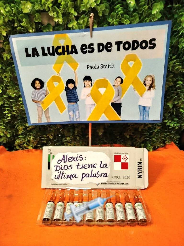 Días atrás hice llegar estas ampollas a valiente Alexis de 14 años con osteosarcoma 🙌🏽🎗❤️oraciones para él  y su mamita #EnciendeTuFe 🕯🙏🏽atraviesan en Quito un duro momento.....le fue amputada su pierna 😭😭 gracias por el apoyo para poder asistir a estos luchadores #RT