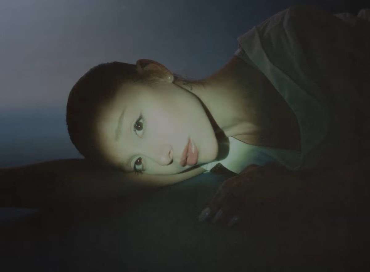 UpdateCharts tweet media