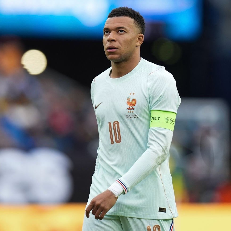 🗣️ Jean-Pierre Papin: “Kylian Mbappé is the greatest attacker in the history of France NT.”