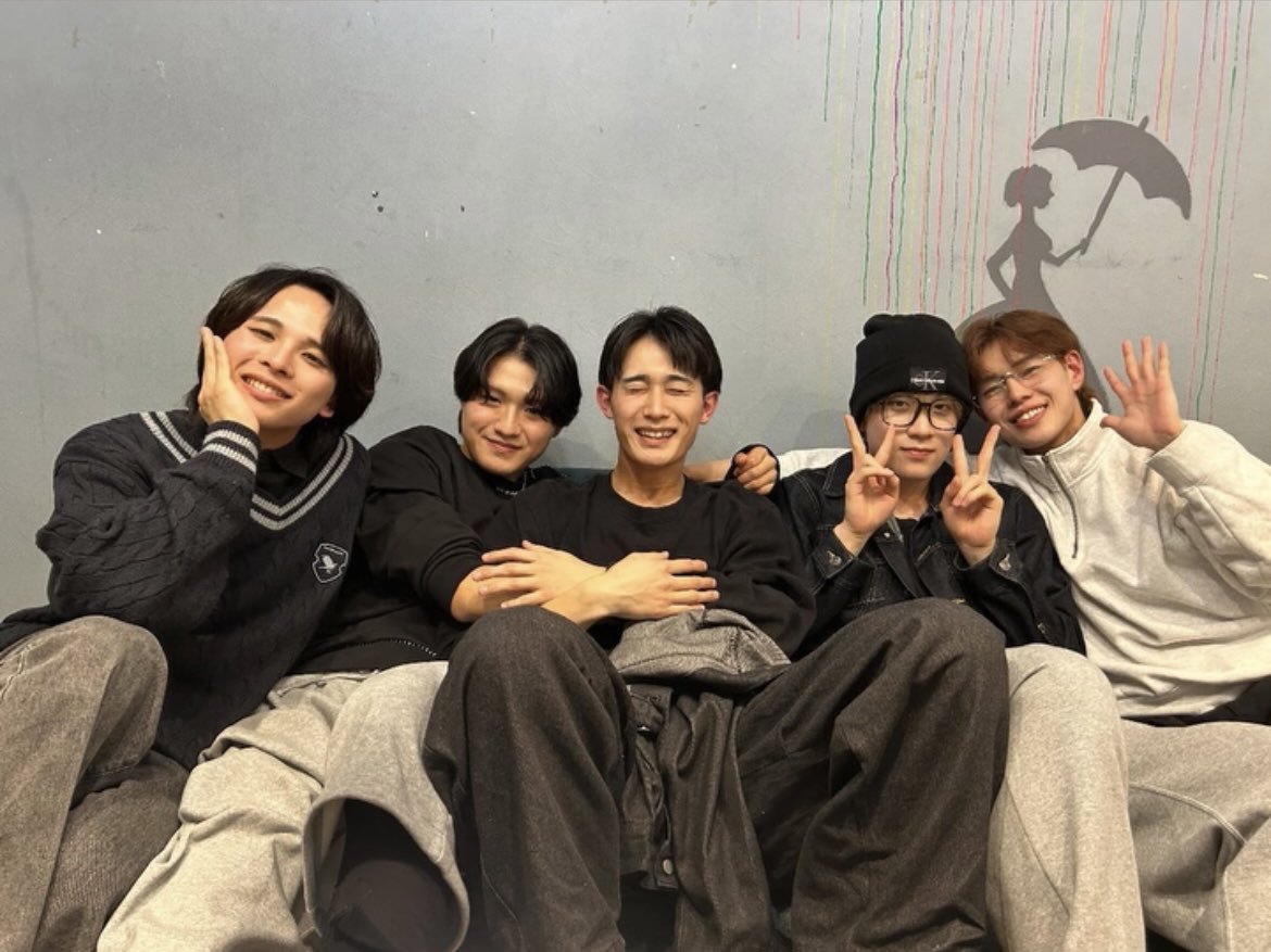 𝓜𝓪𝓷𝓪𝓶𝓲 tweet media