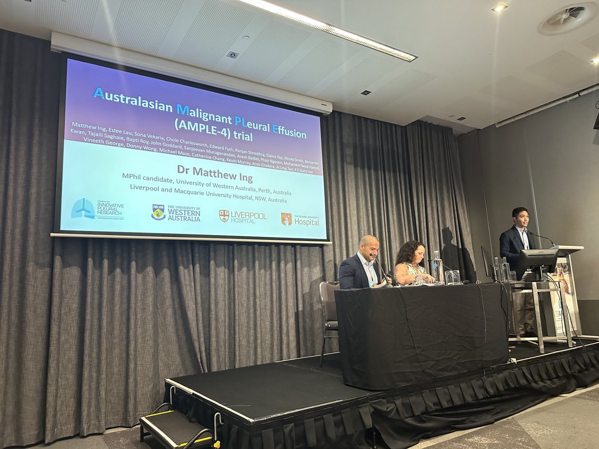 YCGaryLee's tweet photo. @db_fitzgerald @arash_badiei chairing Pleural Abstract session @tsanz_thoracic mtg: Standing room only! 
@DrMatting provided update on #AMPLE-4 RCT (352 recruited!)
@estee_lau work on ADAPT-3 (reduced dose tPA); n=100 showing good efficacy/safety in #pleural infection 

@UWAresearch @EdithCowan @ARNS_UK @OxfordRespTrial