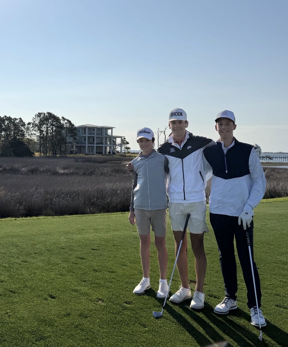 Chaminade Golf tweet media