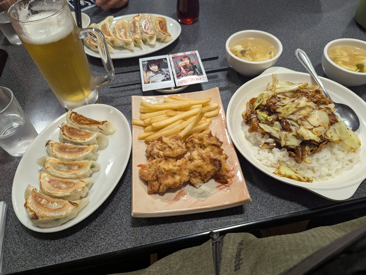 みつルン tweet media