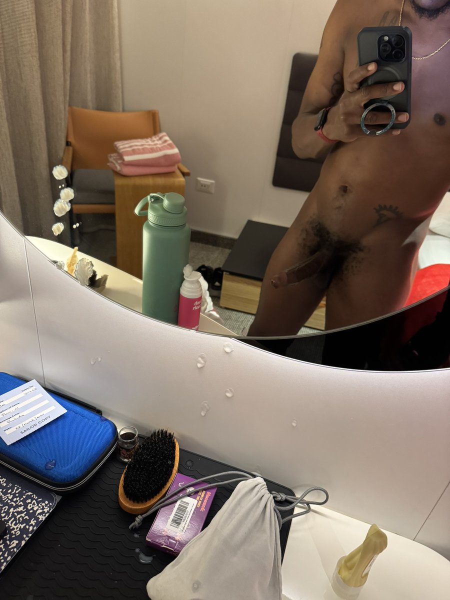 chawl33's tweet photo. Prone to making a mess 💦🍆🤪 https://t.co/ILQyoQZIvI