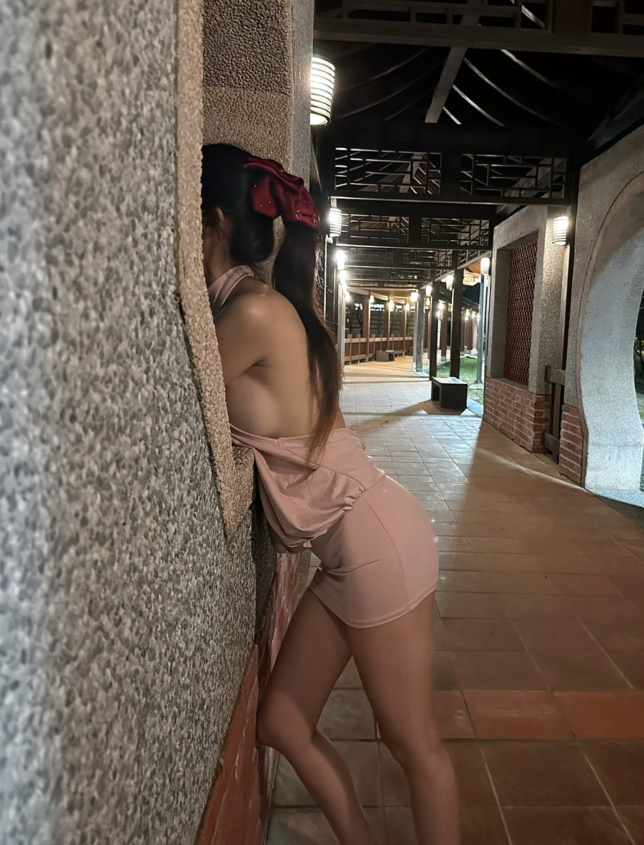 巨乳人妻 小E（嘉義夫妻） tweet media