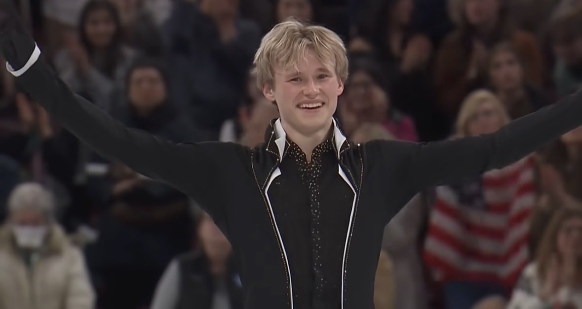 angelika⁷ tweet media