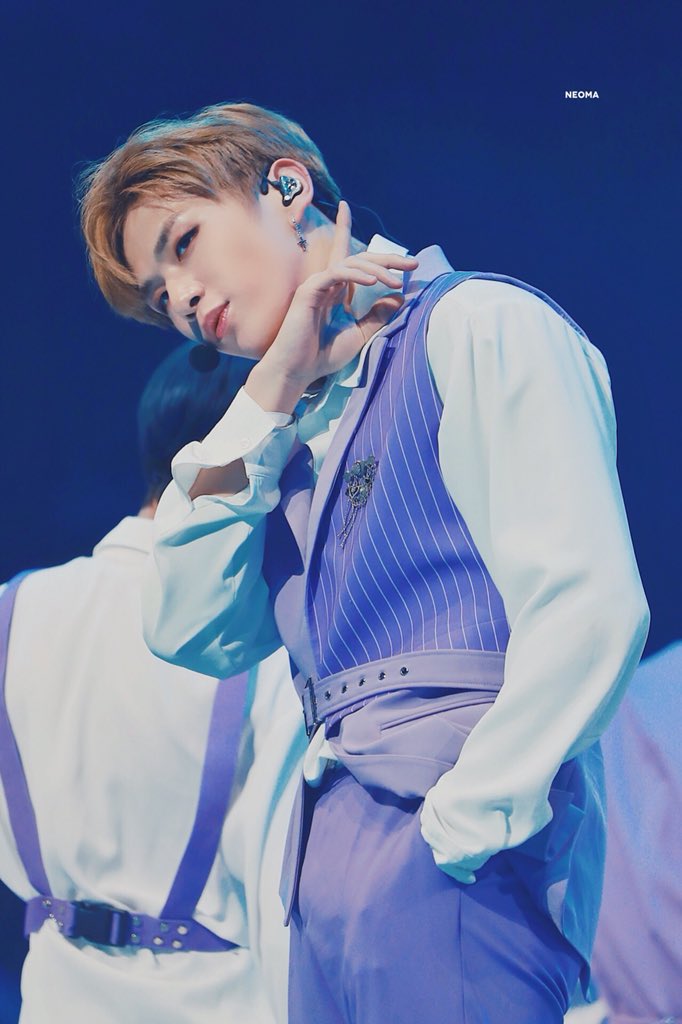 With Kang Daniel Thailand tweet media