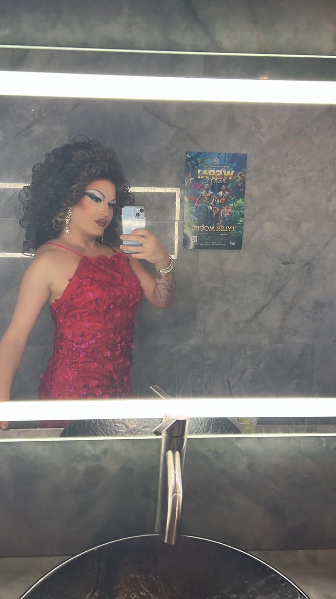 Dr. Neutral Gena, PhD👑 tweet media