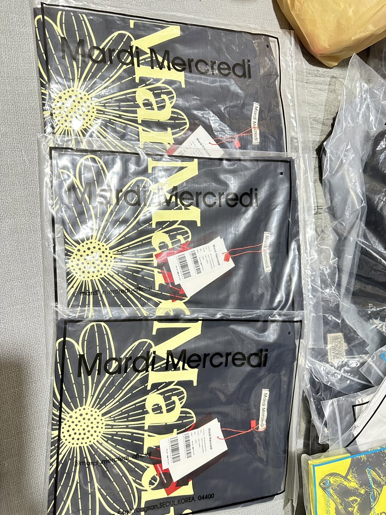 Korea Season Off Sale Up to 80% 🍧🧁🌼 tweet media