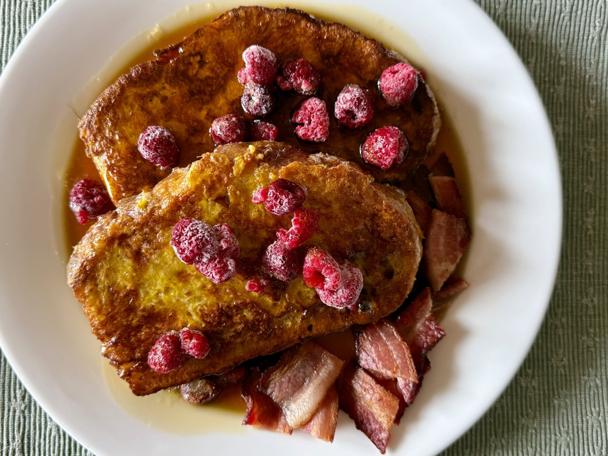 Christopher 🫨 tweet media