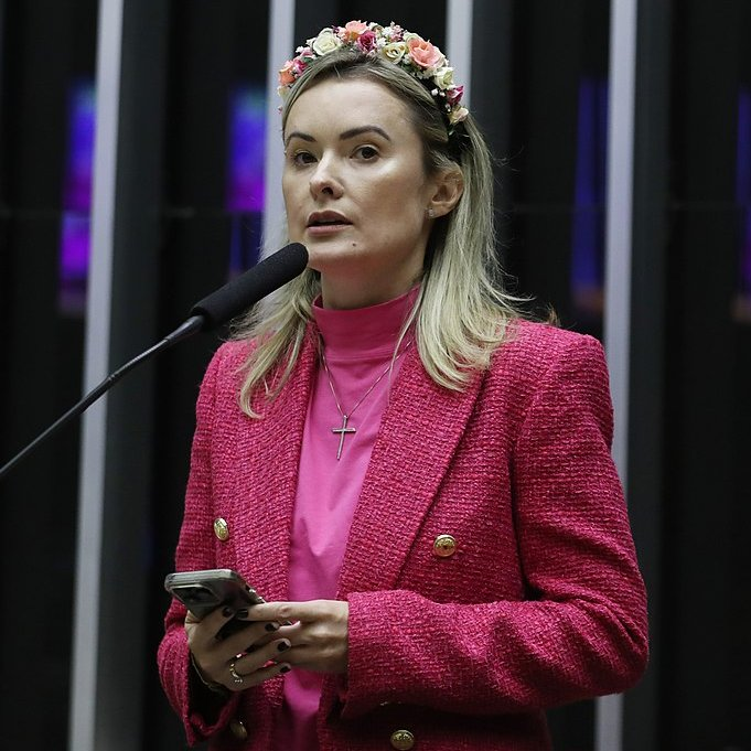 République tweet media