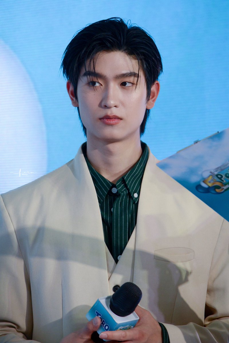 ฟ.เฟิร์นเดินตากลม tweet media