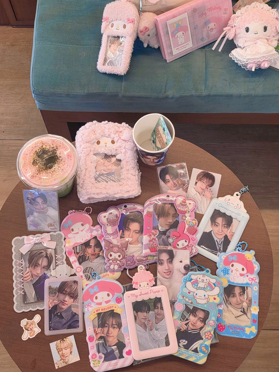 imymxsky's tweet photo. 🎂 My birthday boy 🪼💙 #2803_SHININGHOON #한지훈 https://t.co/2QG8YWmLkD