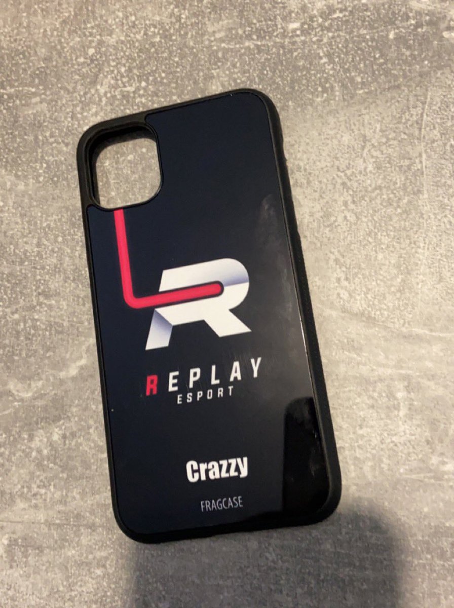 FRAGCASE tweet media