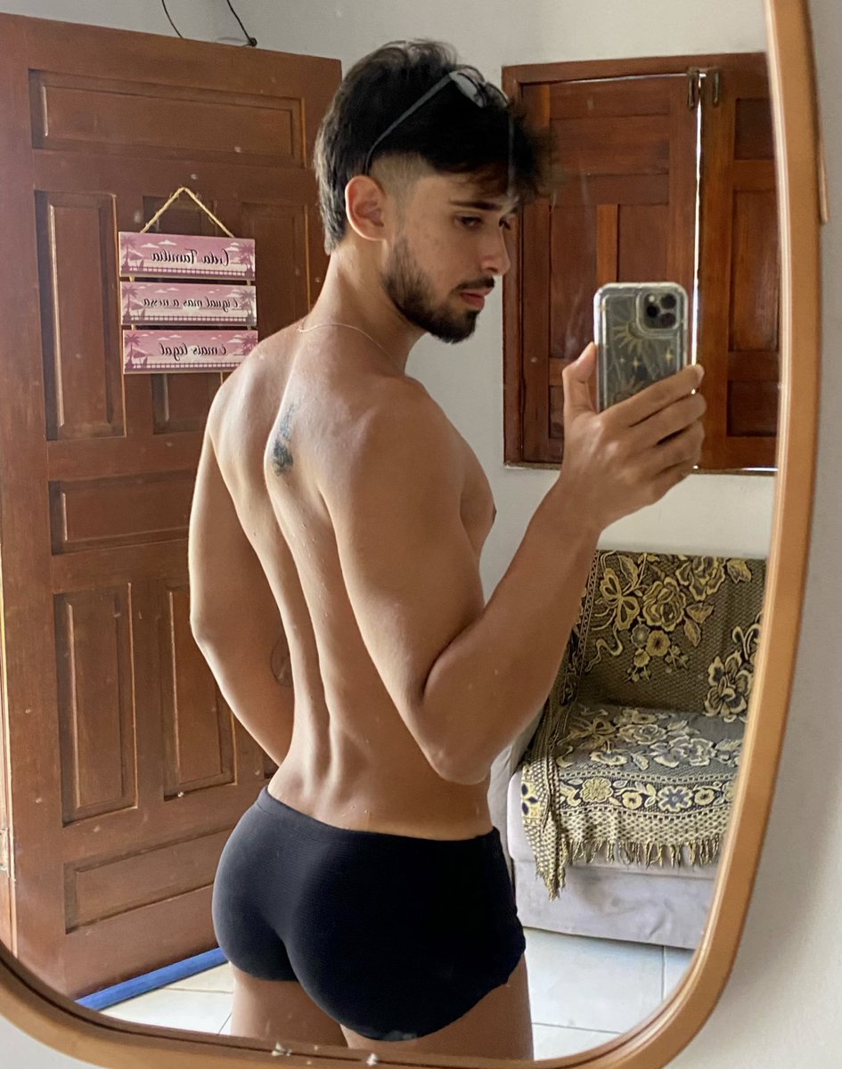 RYAN 🔆 tweet media