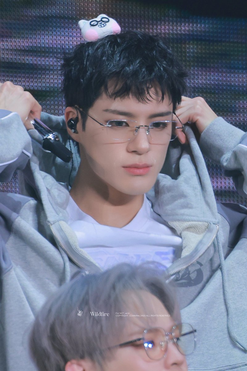 𝐖𝐢𝐥𝐝𝐟𝐢𝐫𝐞. tweet media