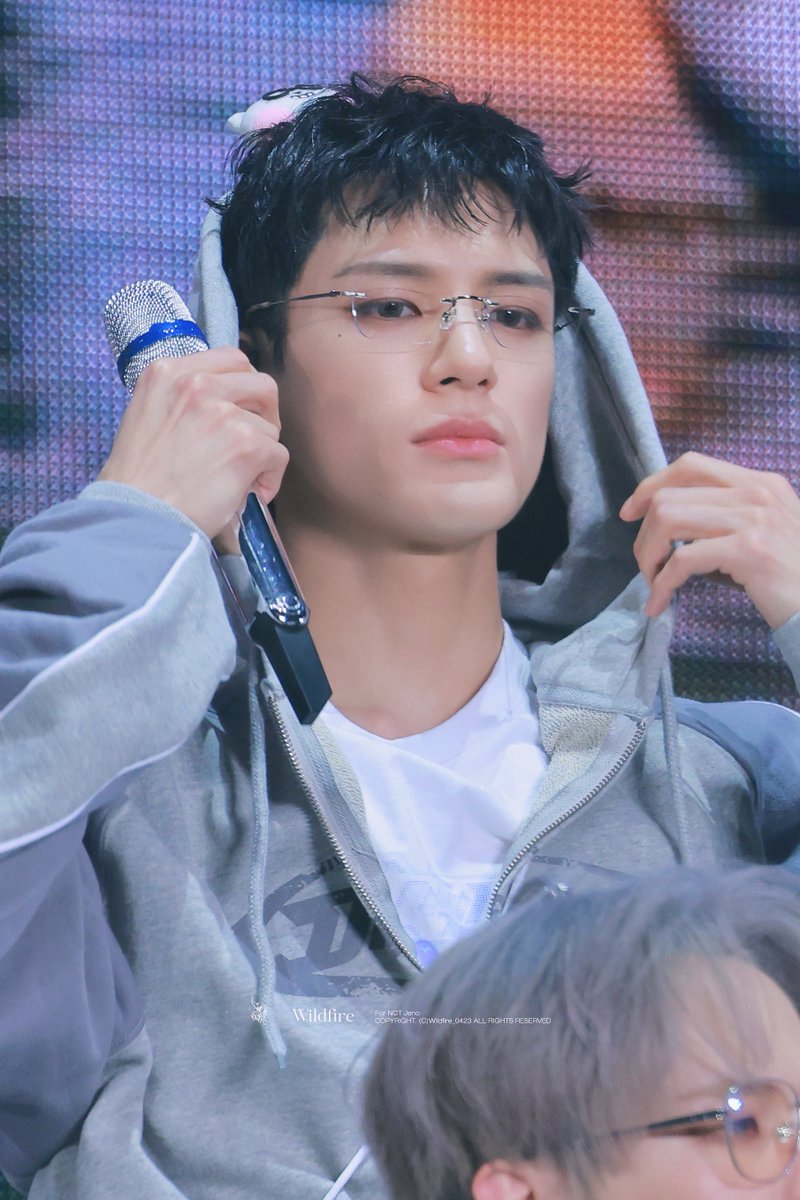 𝐖𝐢𝐥𝐝𝐟𝐢𝐫𝐞. tweet media