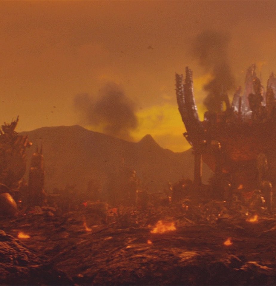 Romanadvoratrelundar tweet media