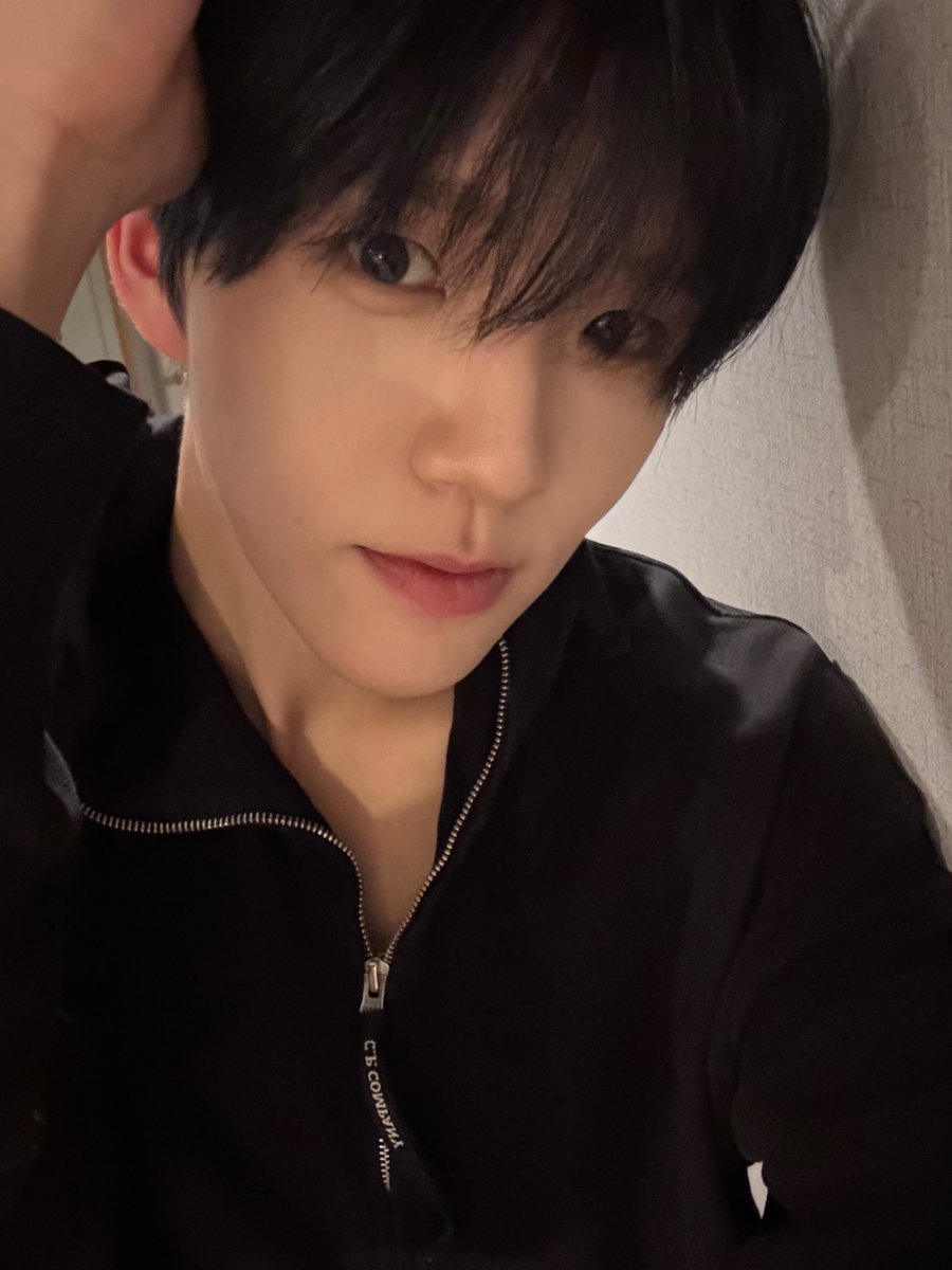 무스비 tweet media