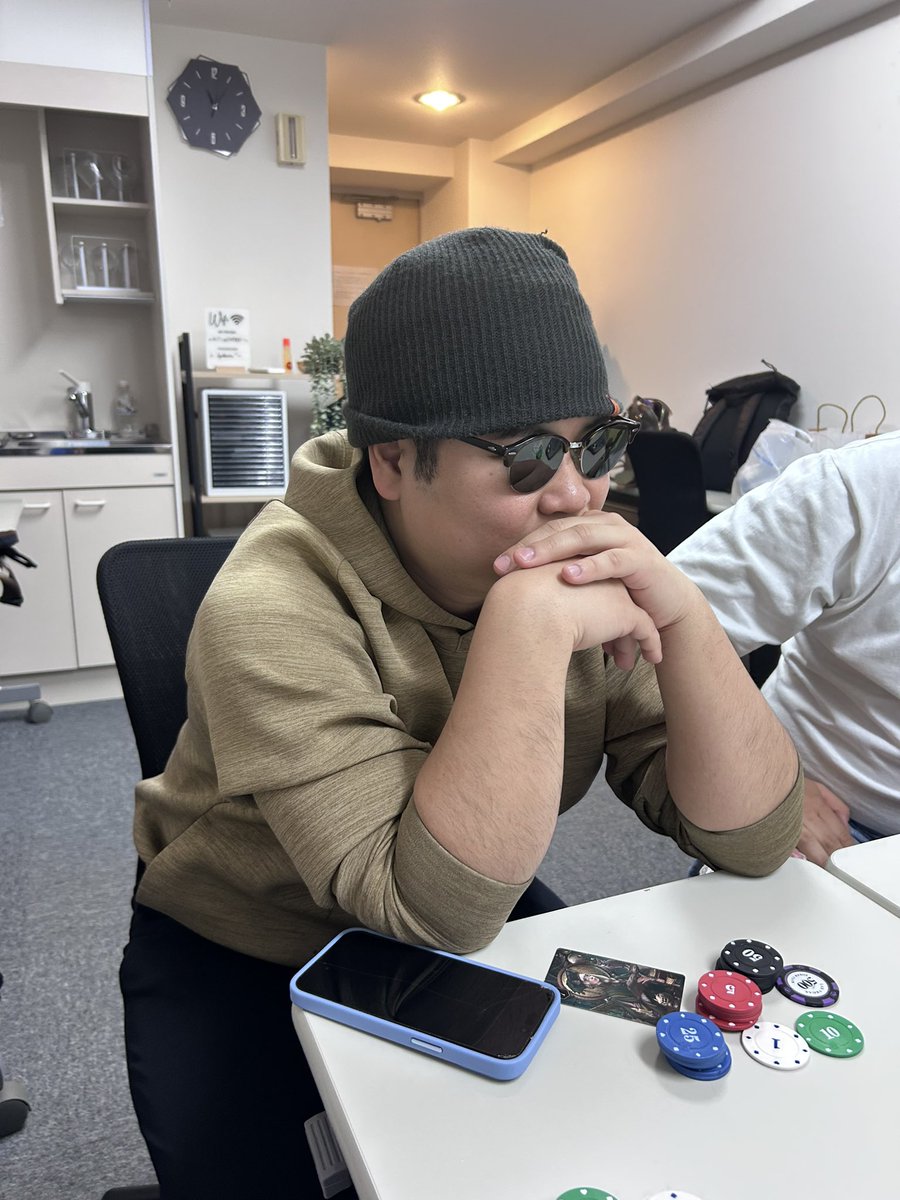 よっしー tweet media