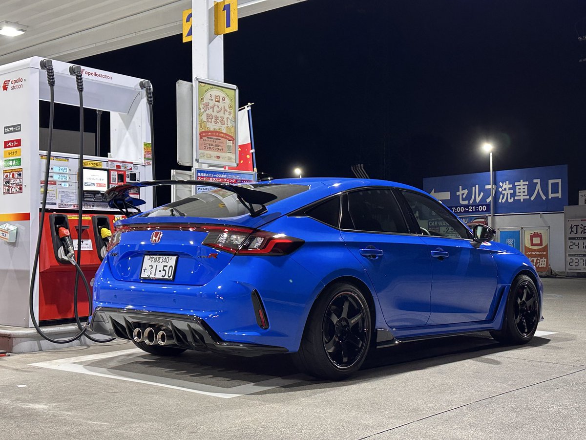 ミツル tweet media