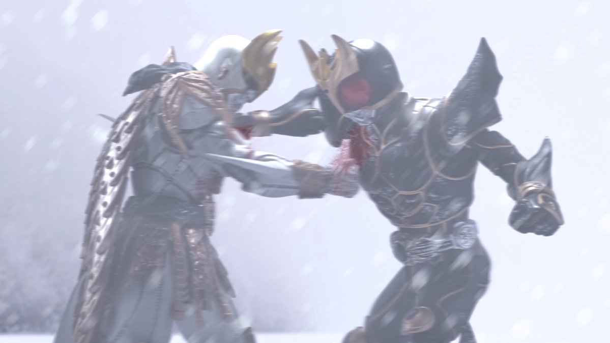 エバルト tweet media