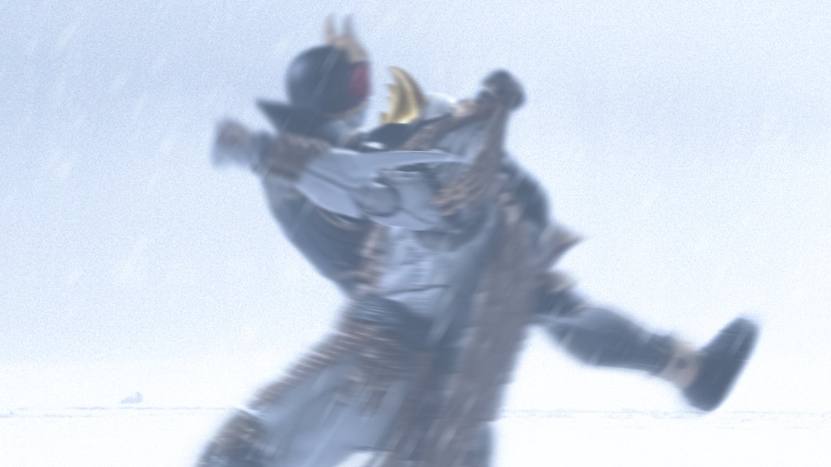 エバルト tweet media