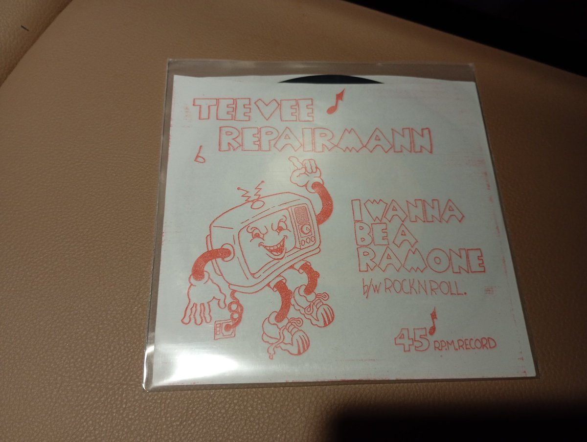 ウエダ tweet media