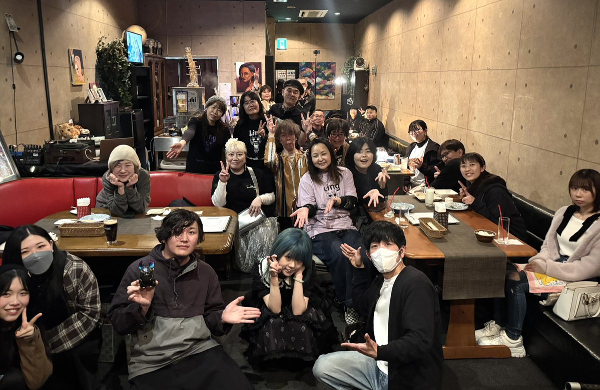 Ling▱staff tweet media